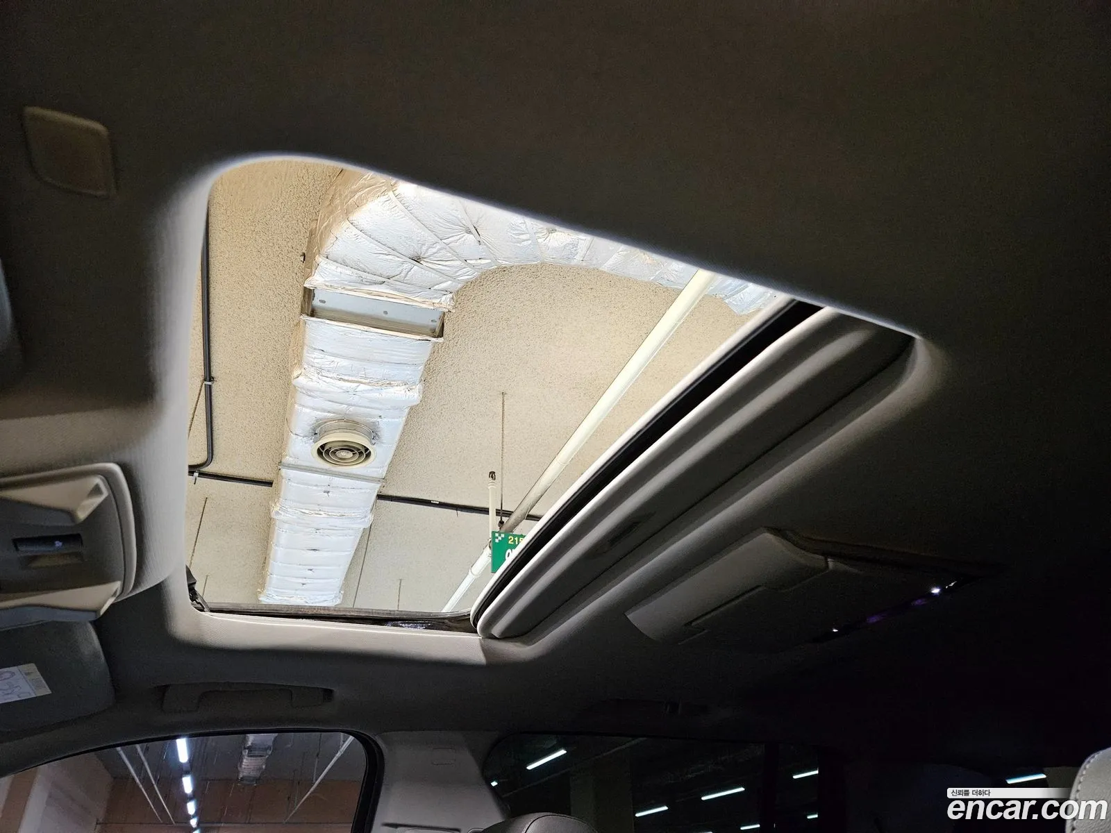 Chevrolet Suburban 2017 — 17