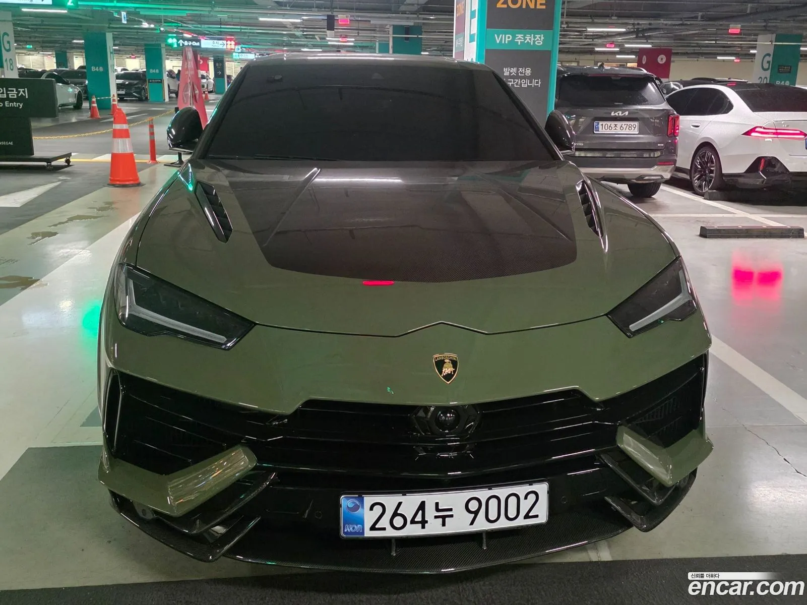 Lamborghini Urus 2024 — 8