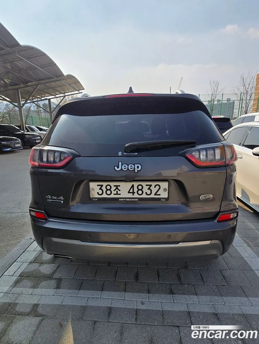 Jeep Cherokee 2019 — 5