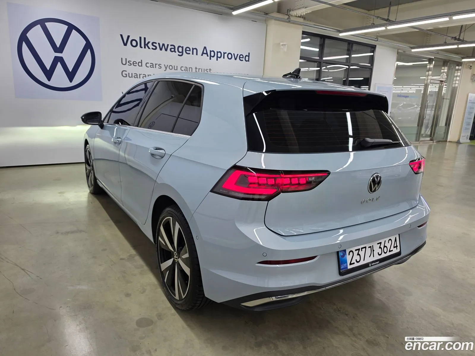 Volkswagen Golf 8th Gen 2025 — 5
