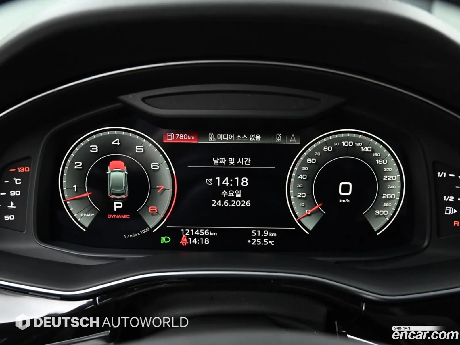 Audi Q8 2021 — 13