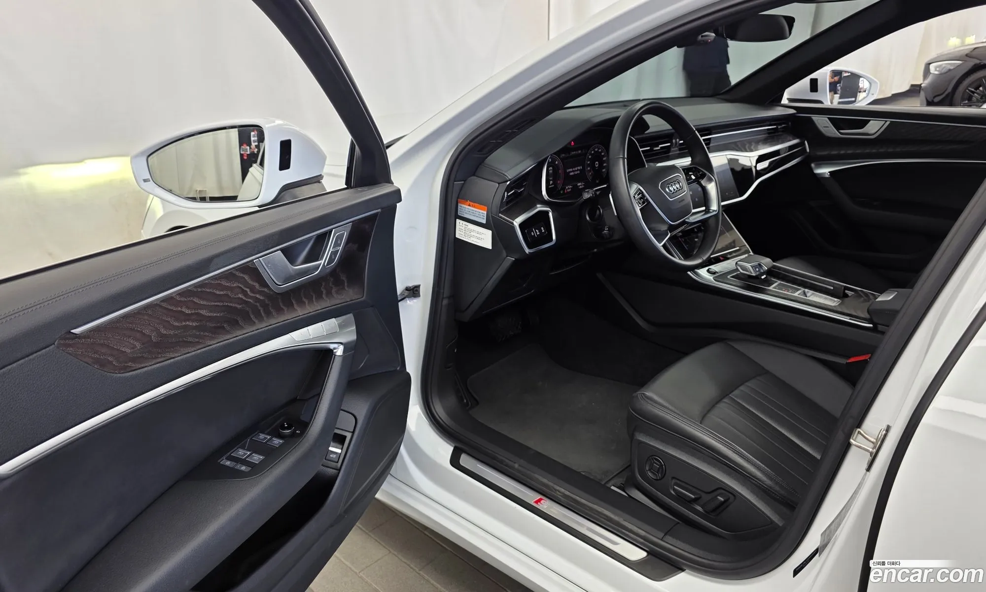 Audi A6 2023 WAUZZZF22PN021078 — 11