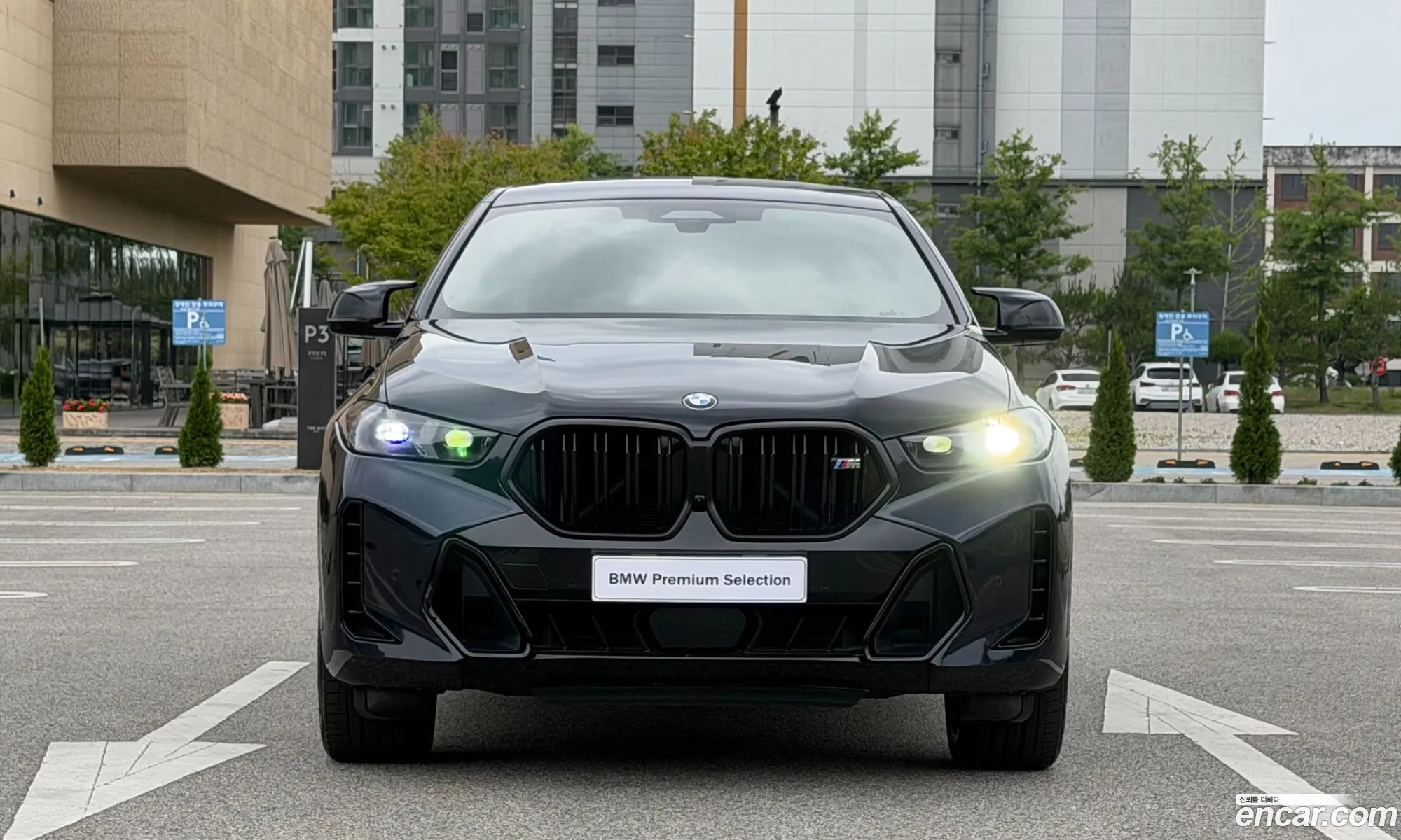 BMW X6 2023 — 18