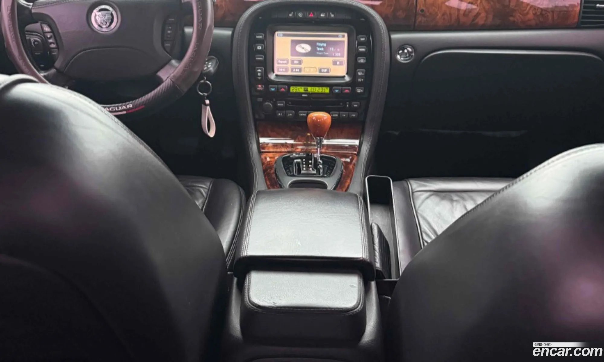 Jaguar XJ 2008 — 11