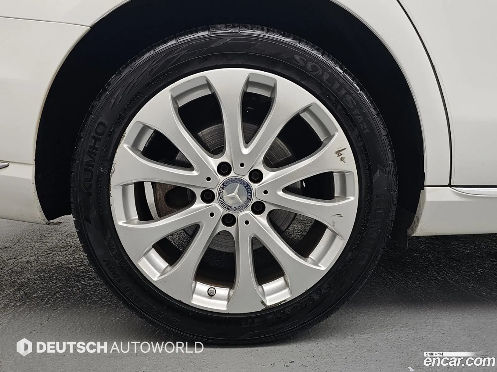 Mercedes-Benz E-Class W213 2016 — 10