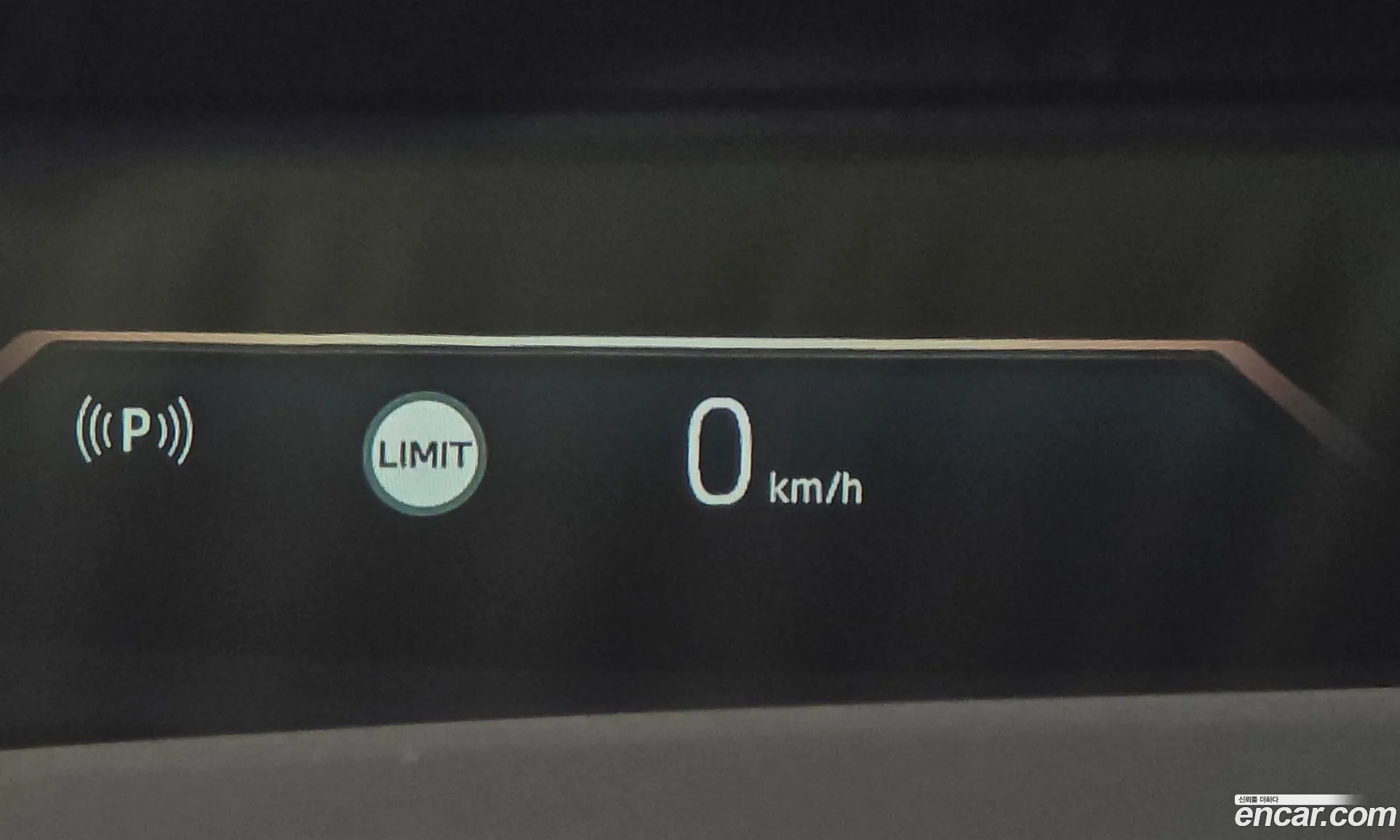 BMW 7 Series 2025 WBA31EH02TCV99074 — 24