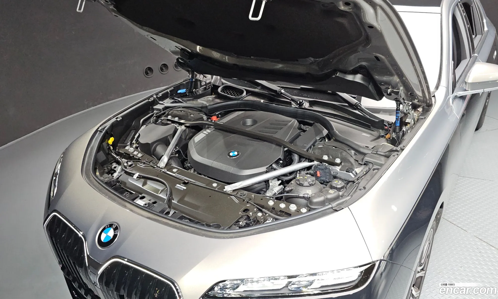 BMW 7 Series 2025 WBA31EH02TCV99074 — 14