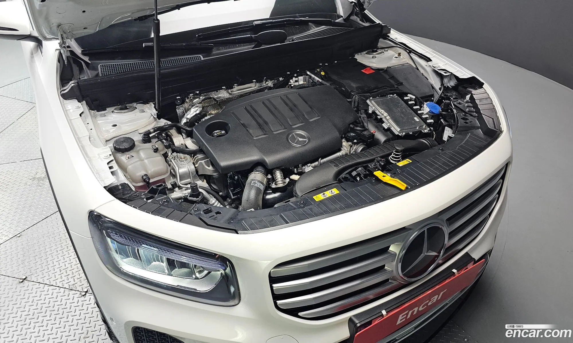 Mercedes-Benz GLB-Class X247 2024 — 26