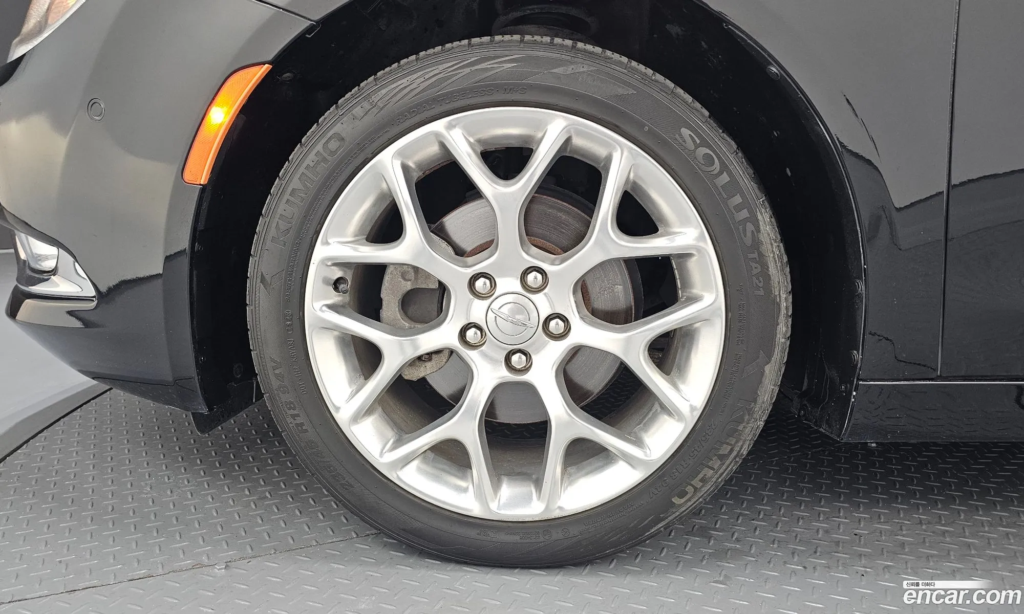 Chrysler 200 2015 1C3CCCCBXFN640588 — 8