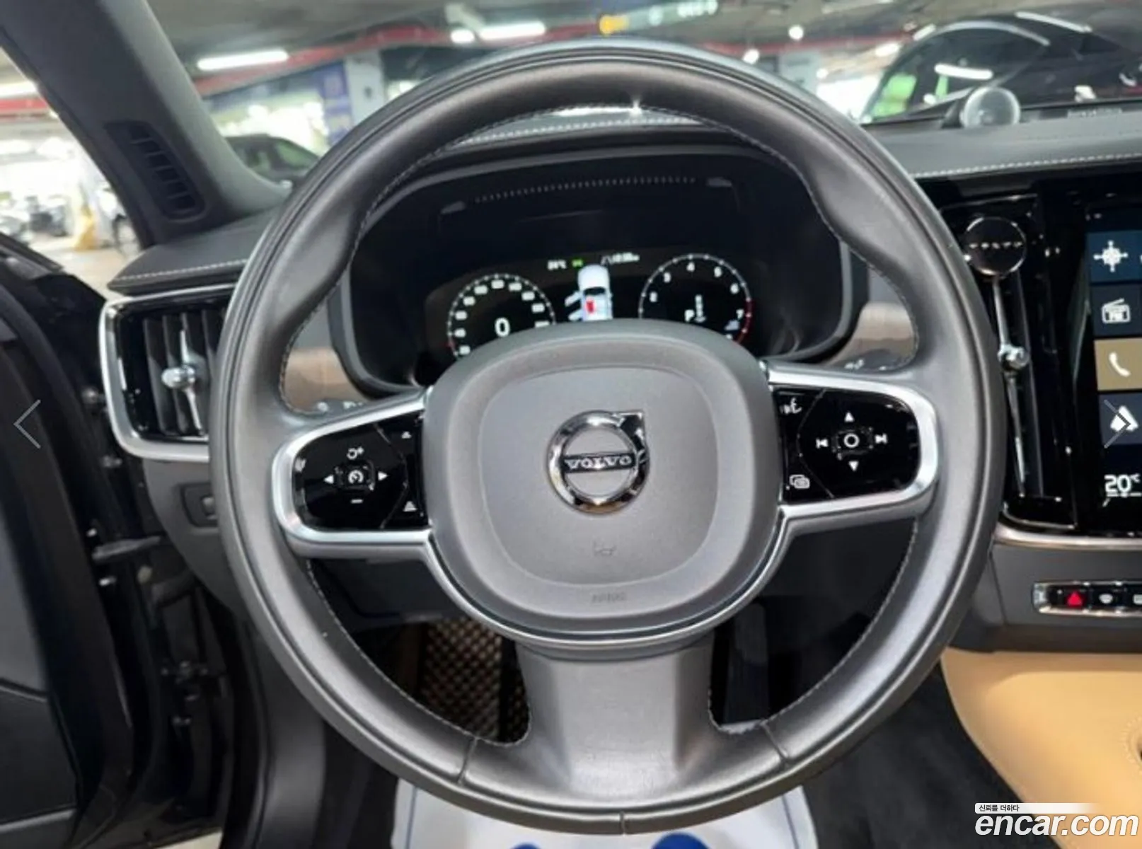 Volvo S90 2021 — 2