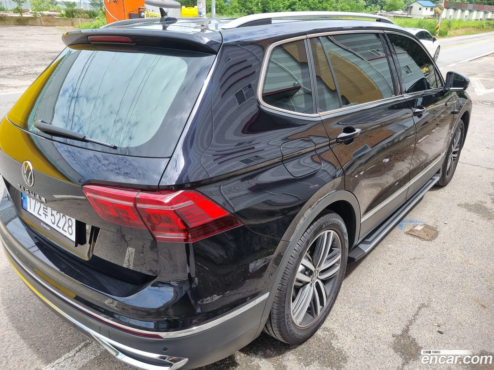 Volkswagen Tiguan Allspace 2023 — 9