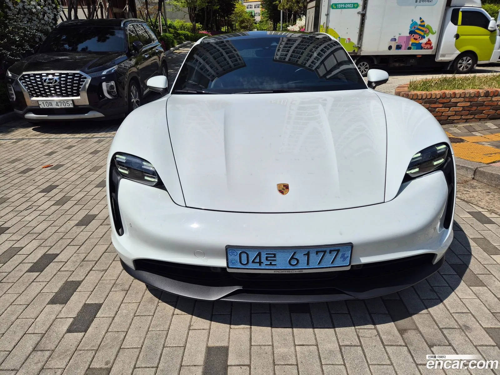 Porsche Taycan 2021 — 18
