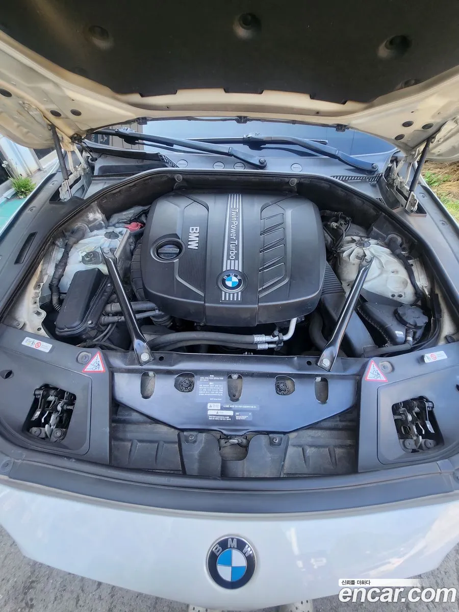 BMW 5 Series GT 2013 — 9
