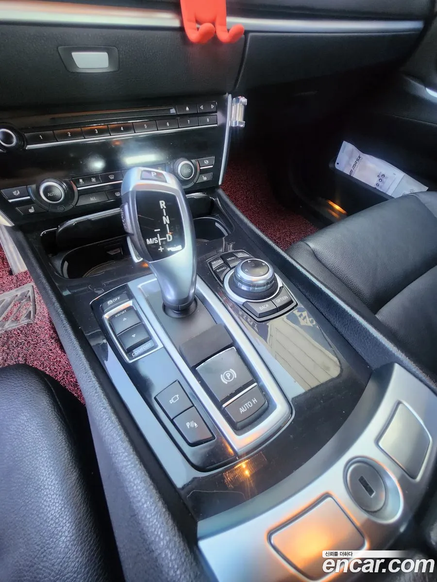 BMW 5 Series GT 2013 — 11