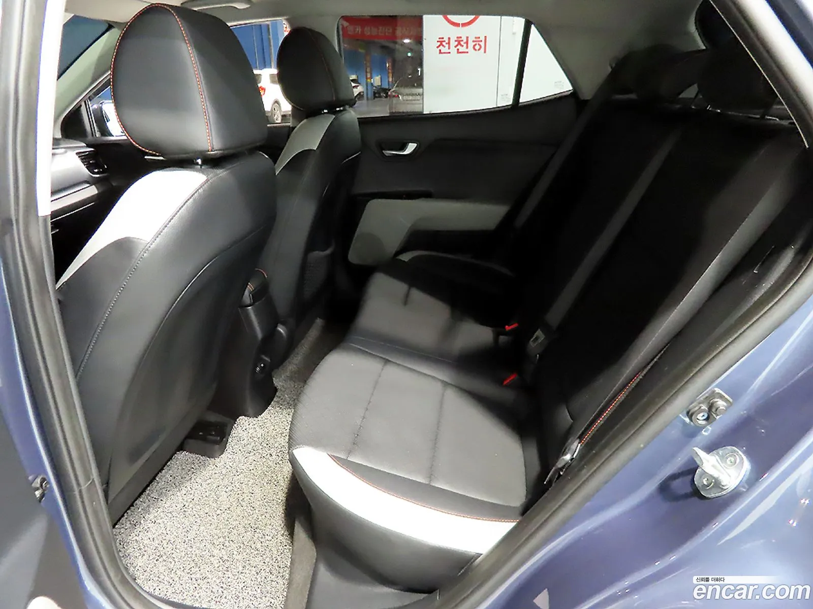 Kia Stonic 2020 — 2