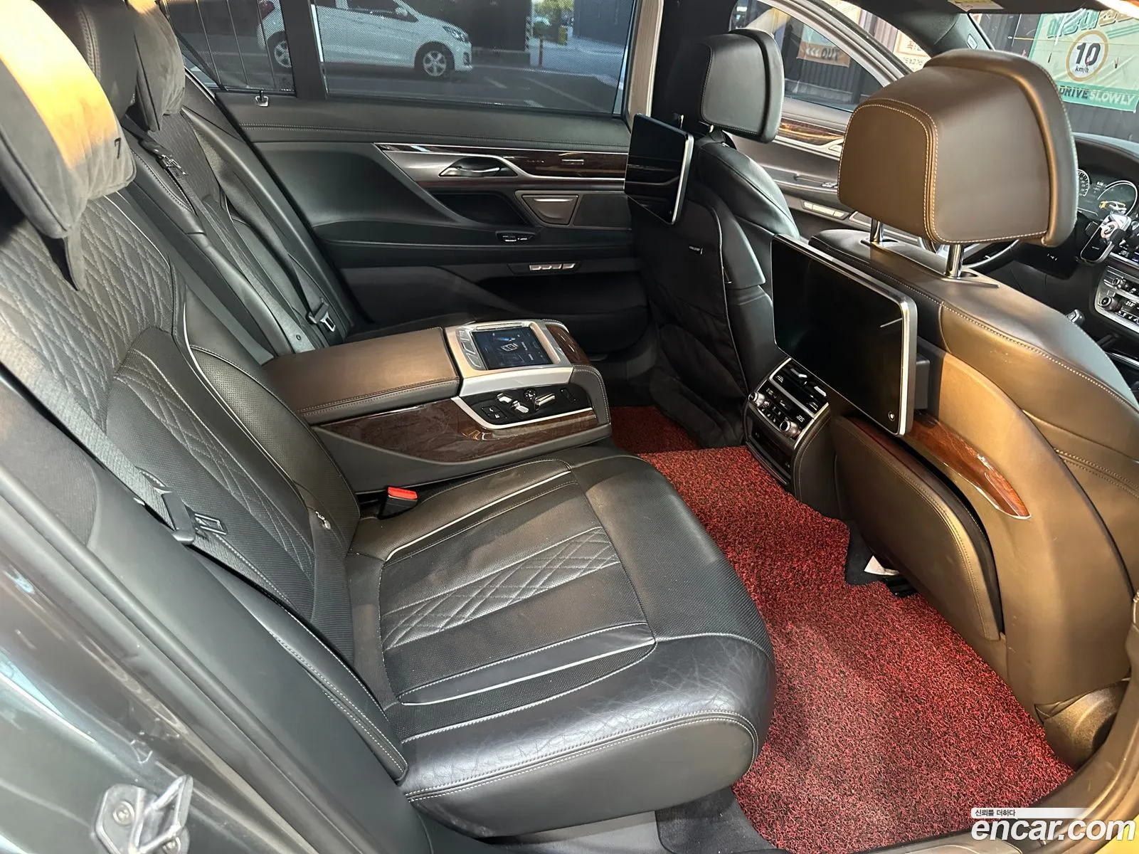 BMW 7 Series 2016 — 12
