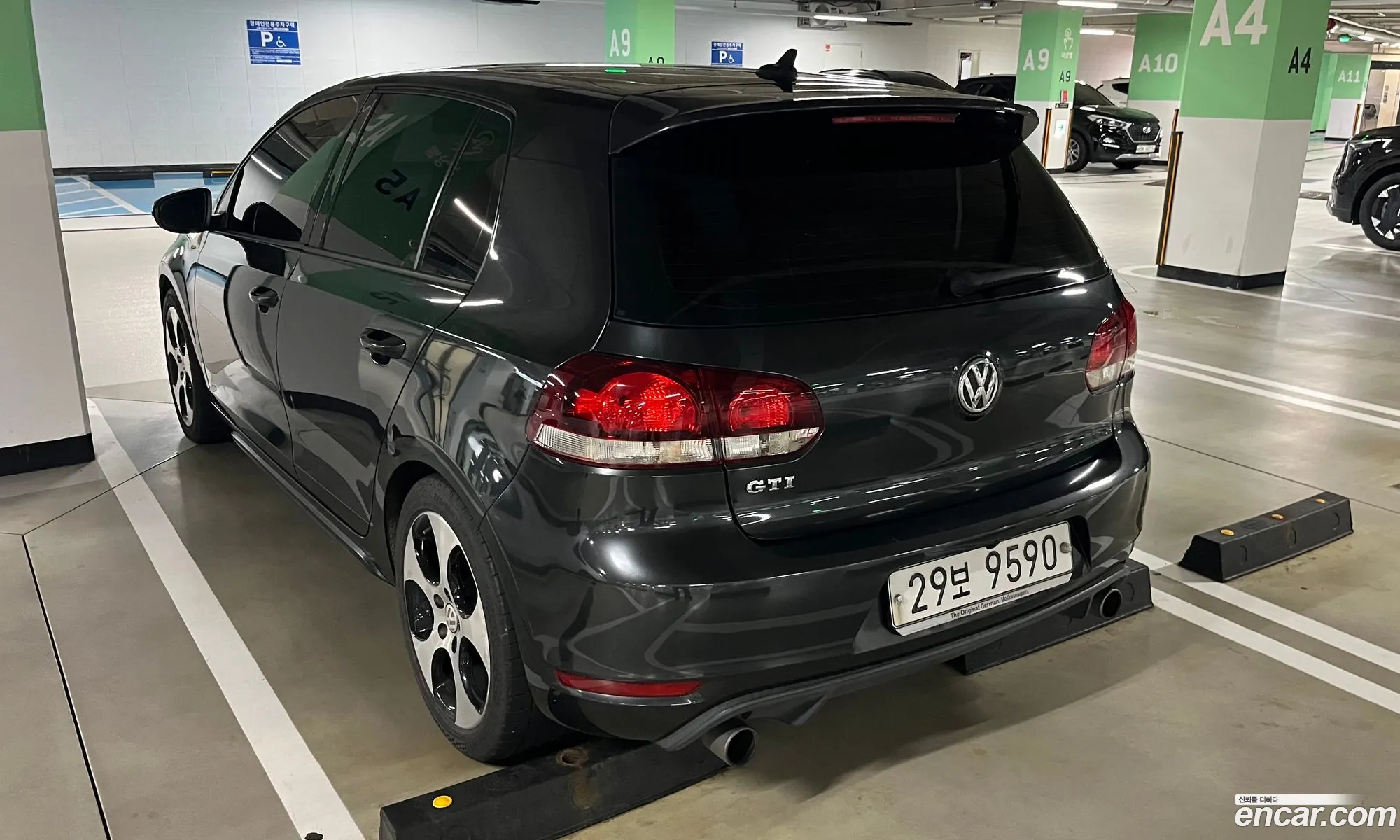 Volkswagen Golf 6th Gen 2010 — 5