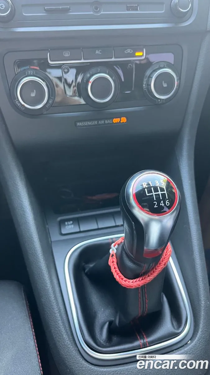 Volkswagen Golf 6th Gen 2010 — 9