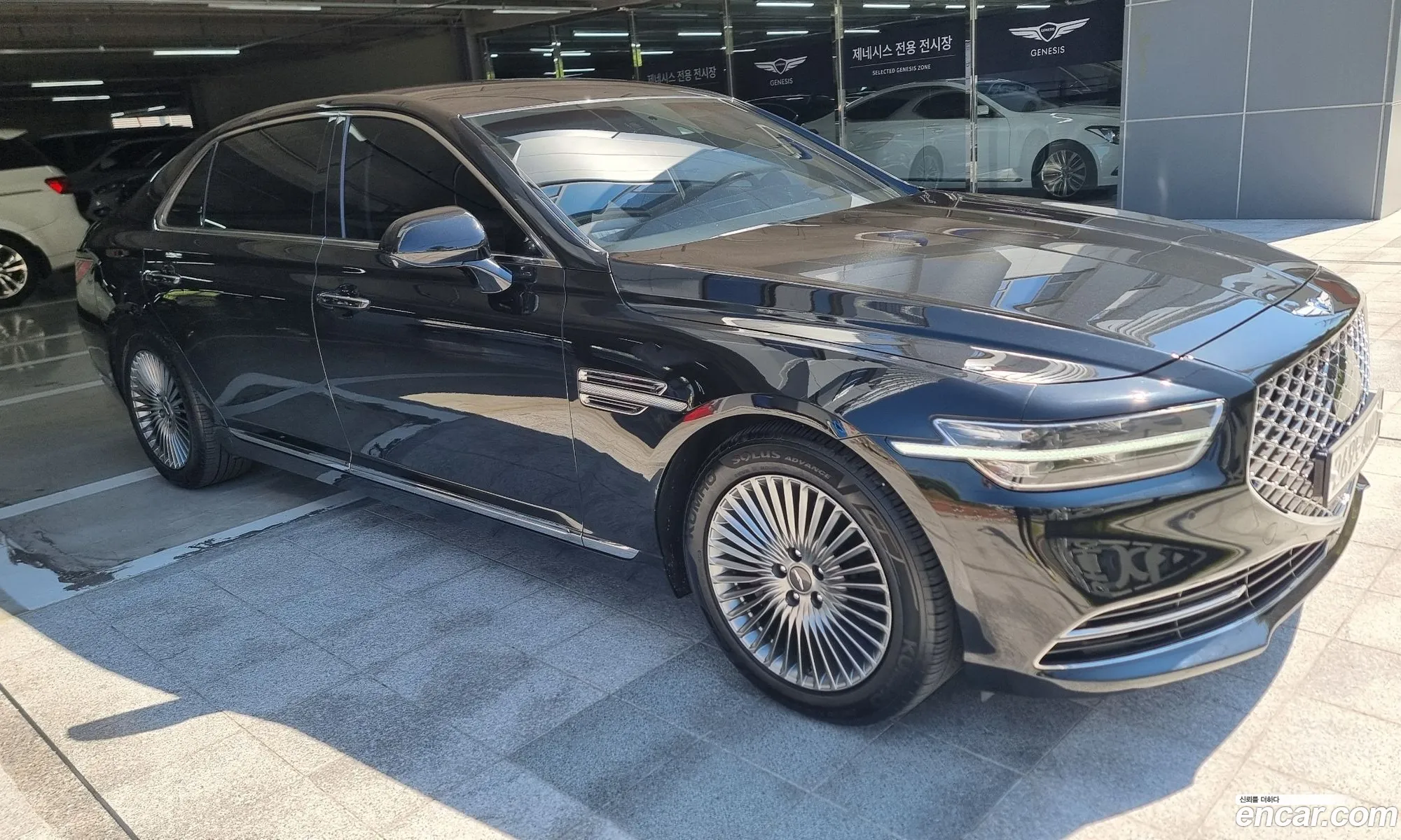 Genesis G90 2019 — 2