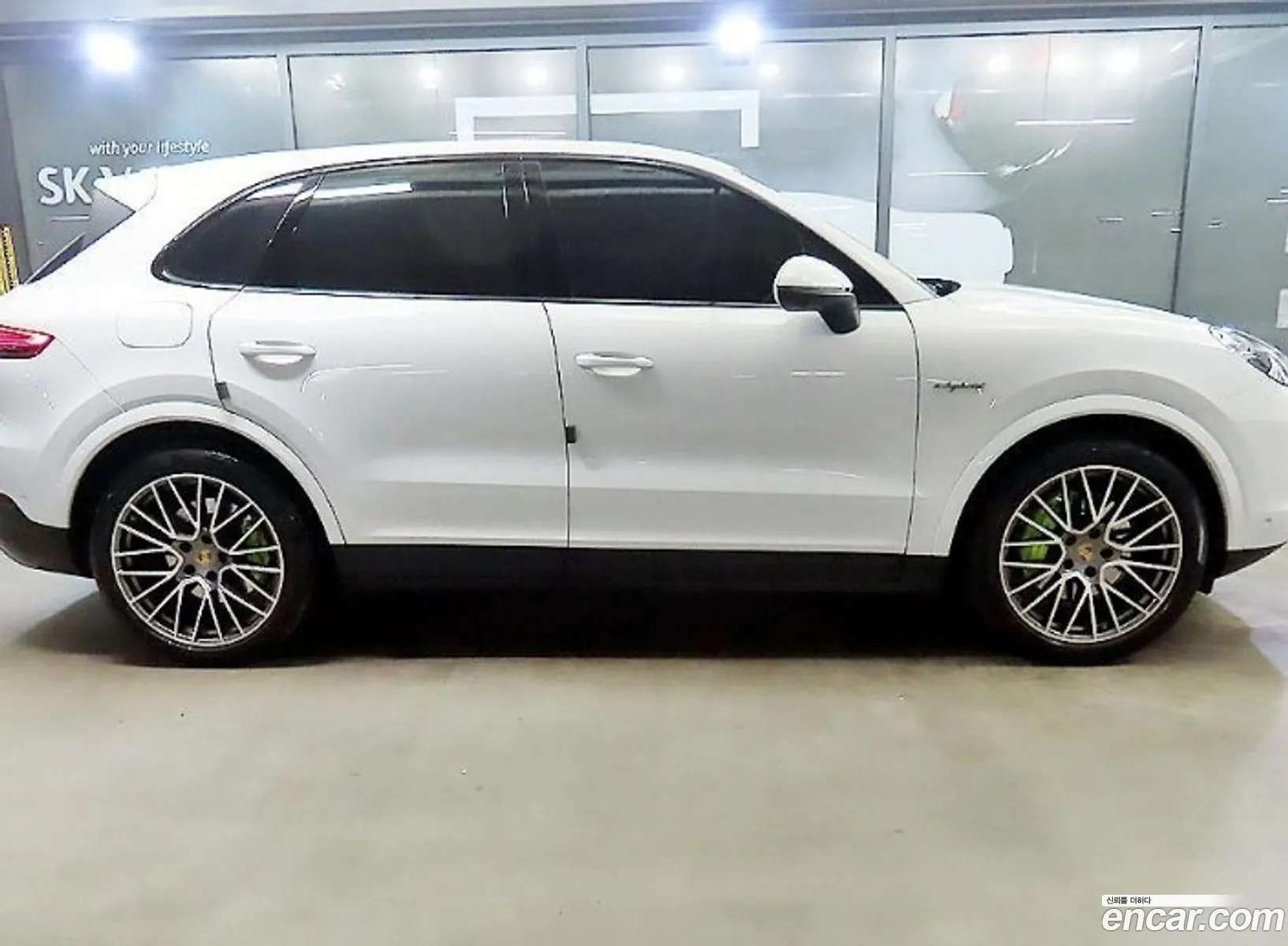 Porsche Cayenne 2022 — 17