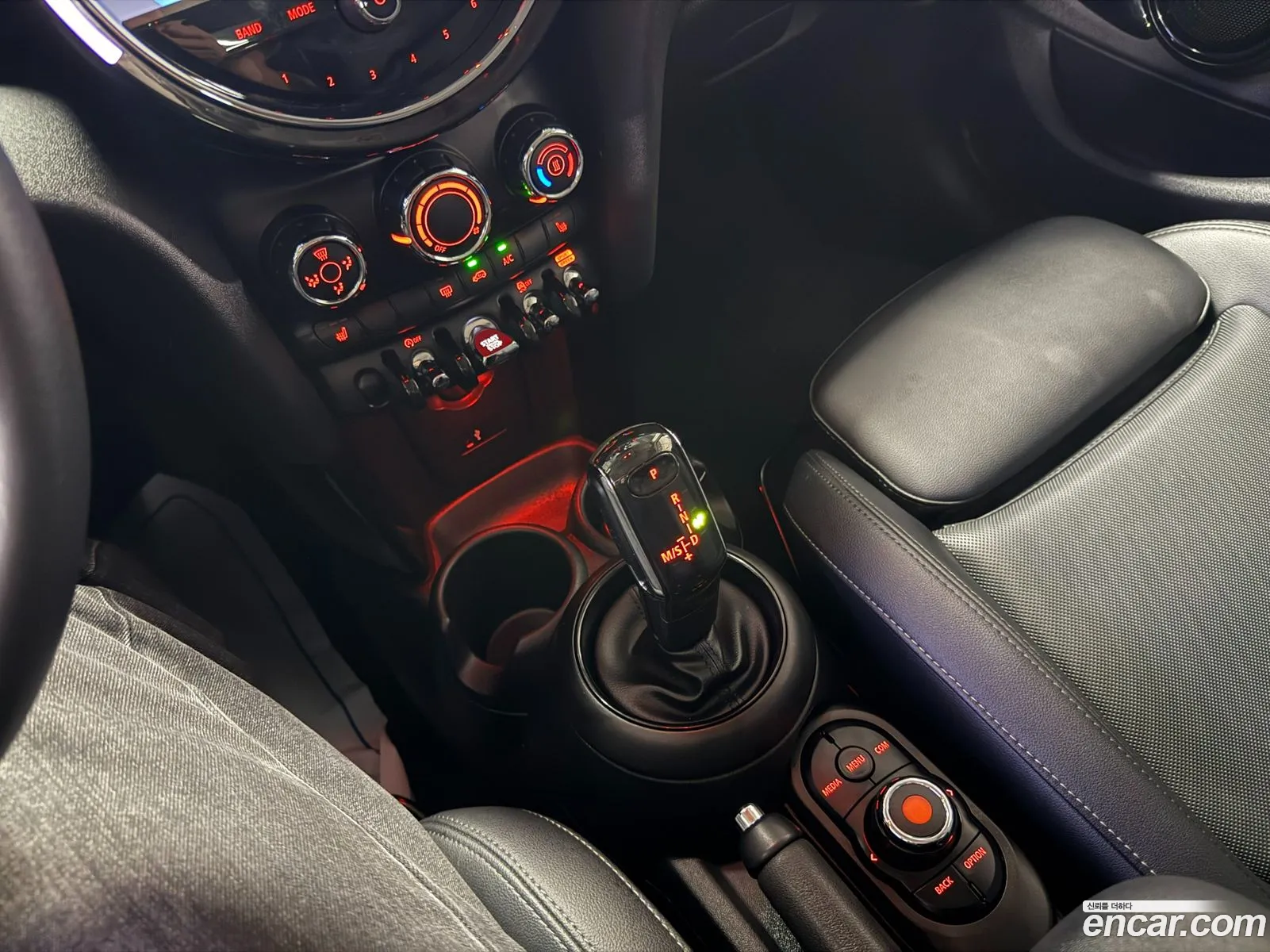 Mini Cooper 2021 — 20