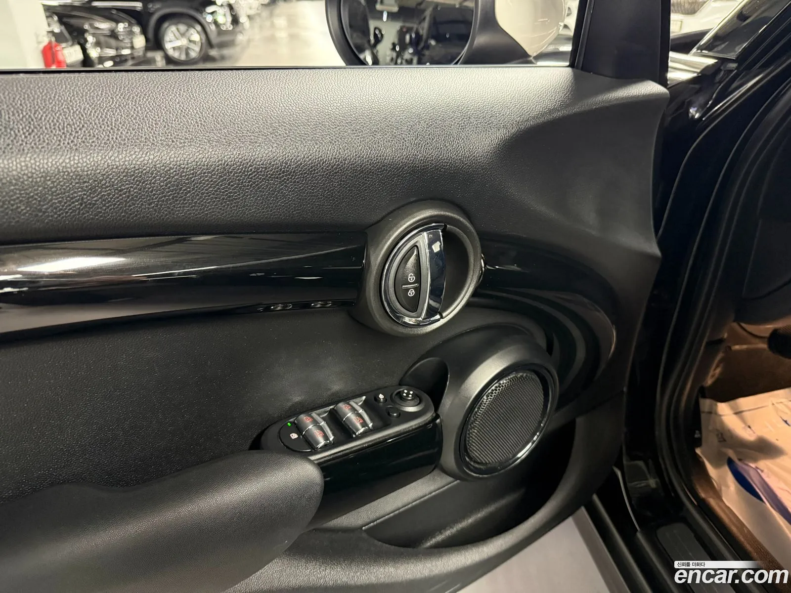 Mini Cooper 2021 — 5