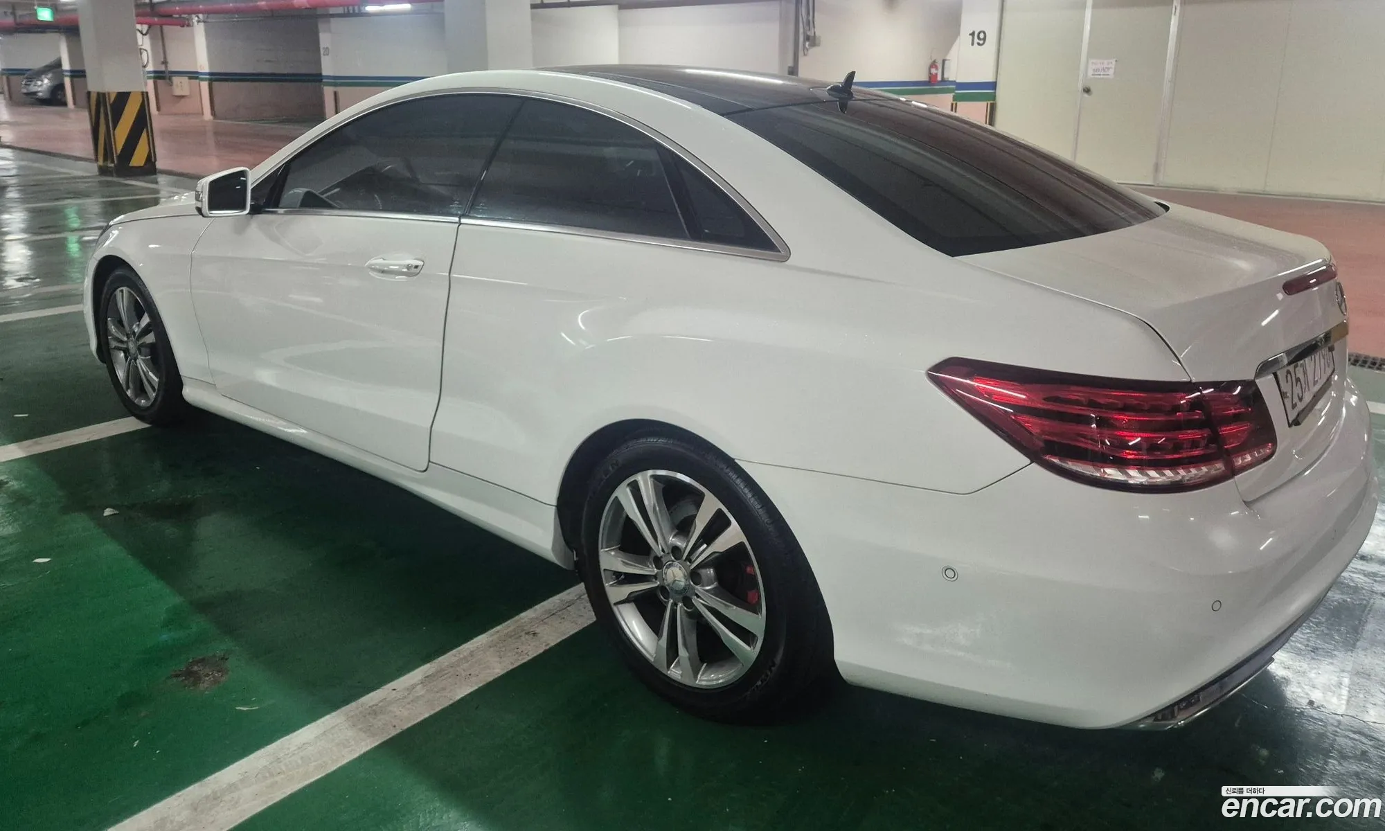Mercedes-Benz E-Class W212 2014 — 9