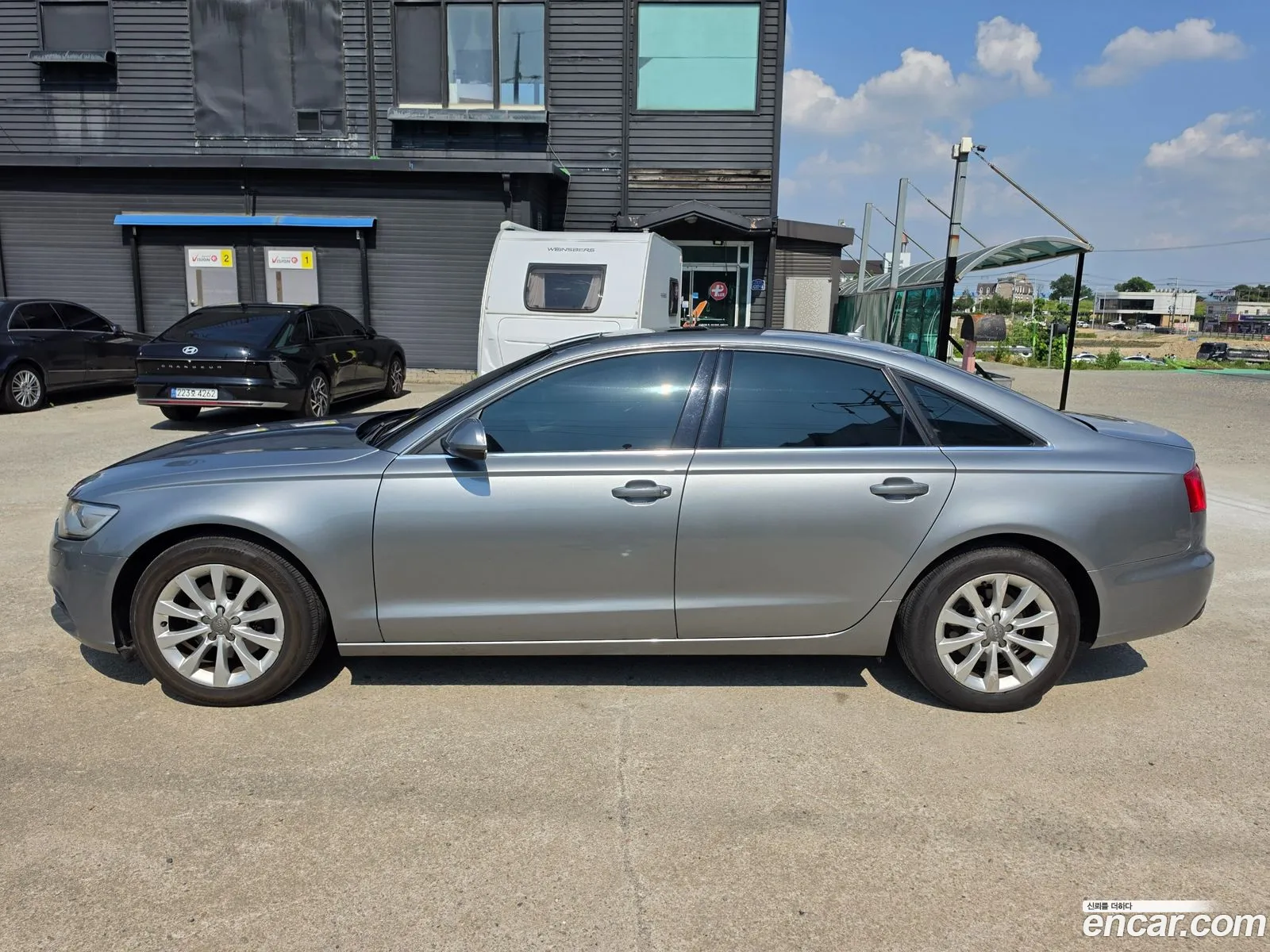 Audi A6 2013 — 18