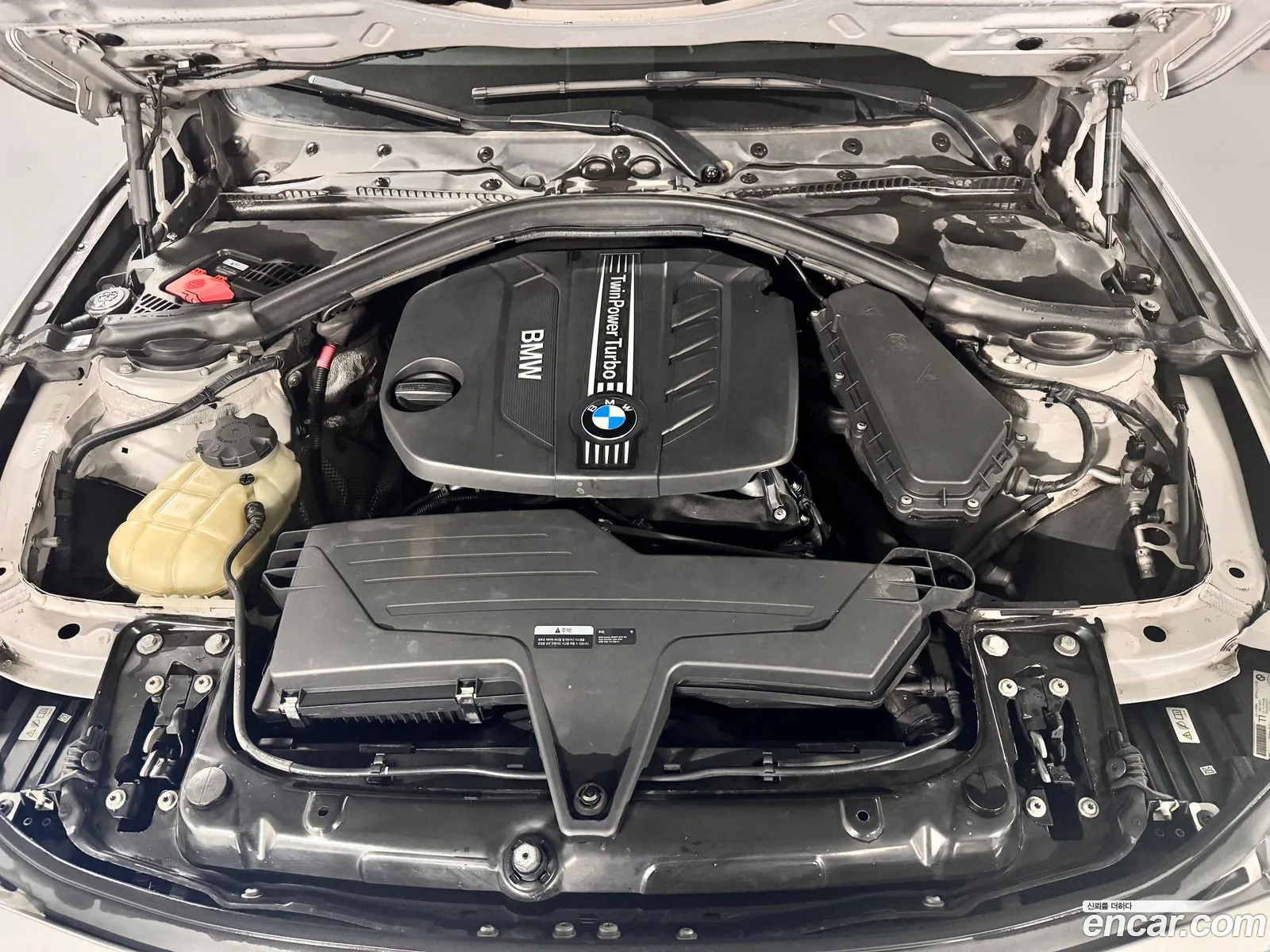 BMW 3 Series 2012 — 8