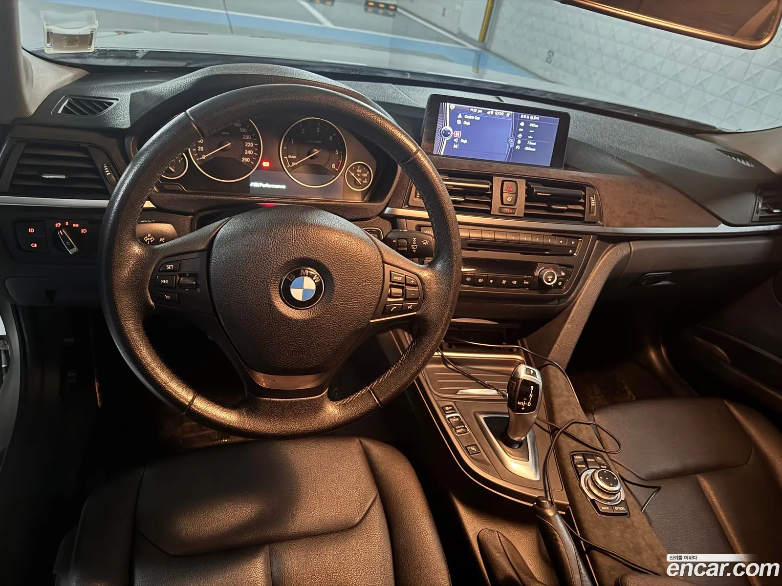 BMW 3 Series 2012 — 3
