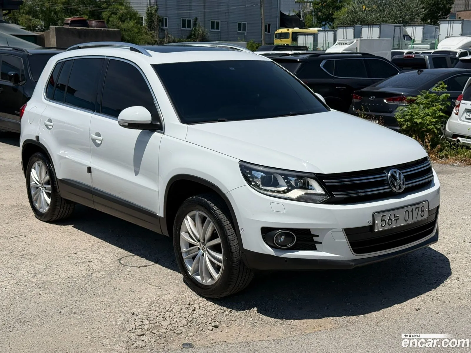 Volkswagen Tiguan 2015 — 8