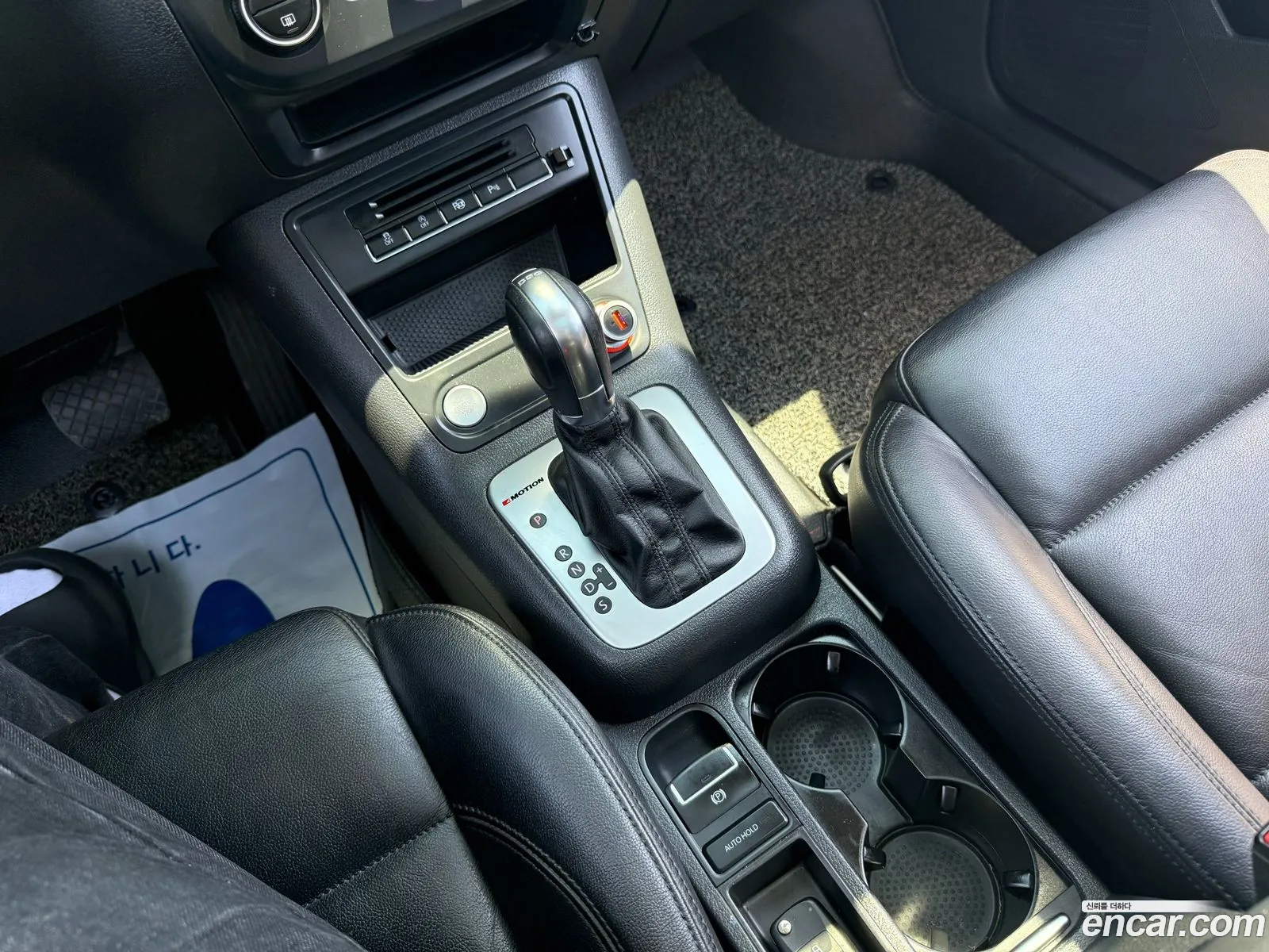Volkswagen Tiguan 2015 — 16