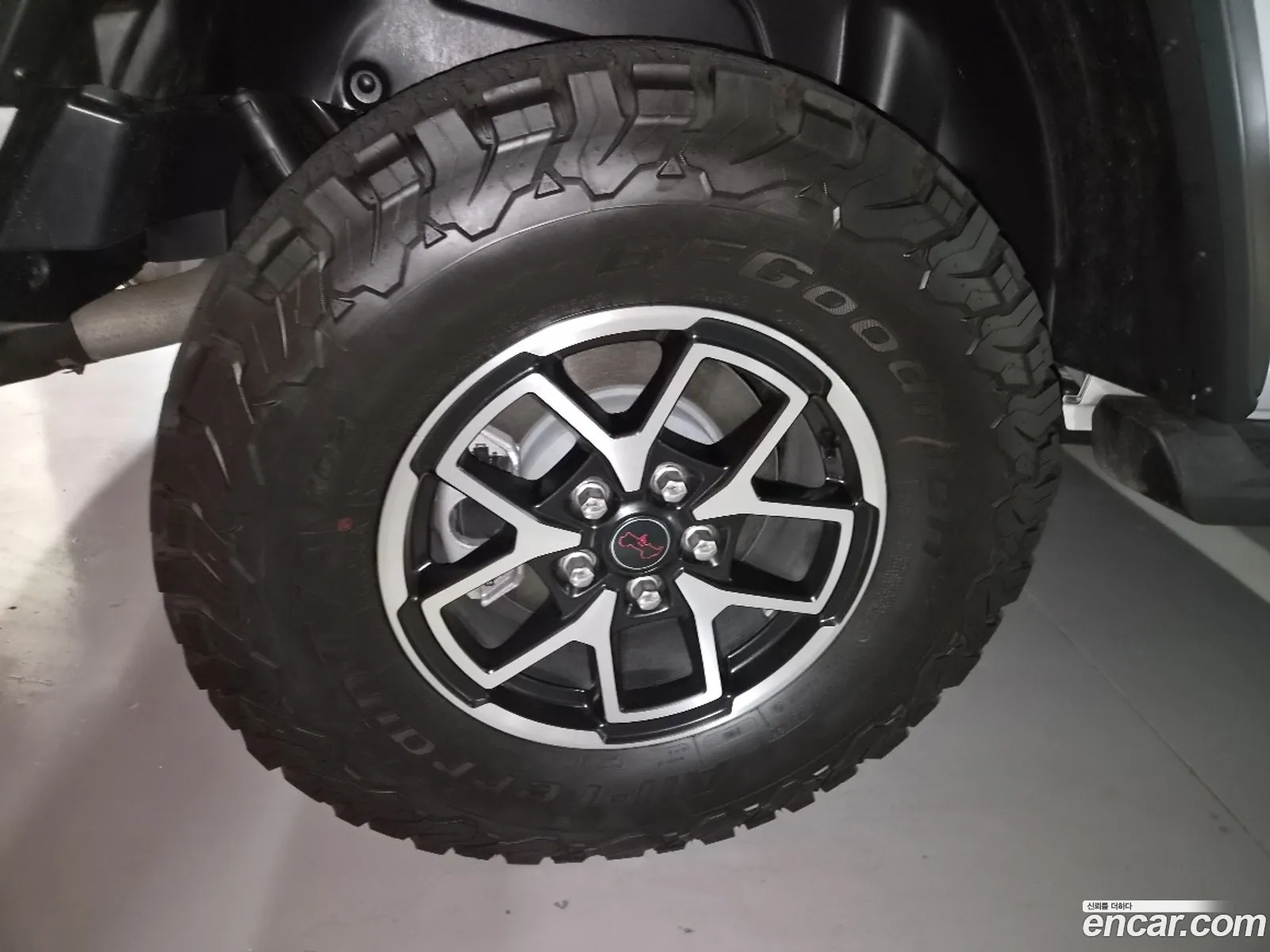 Jeep Wrangler 2025 — 12