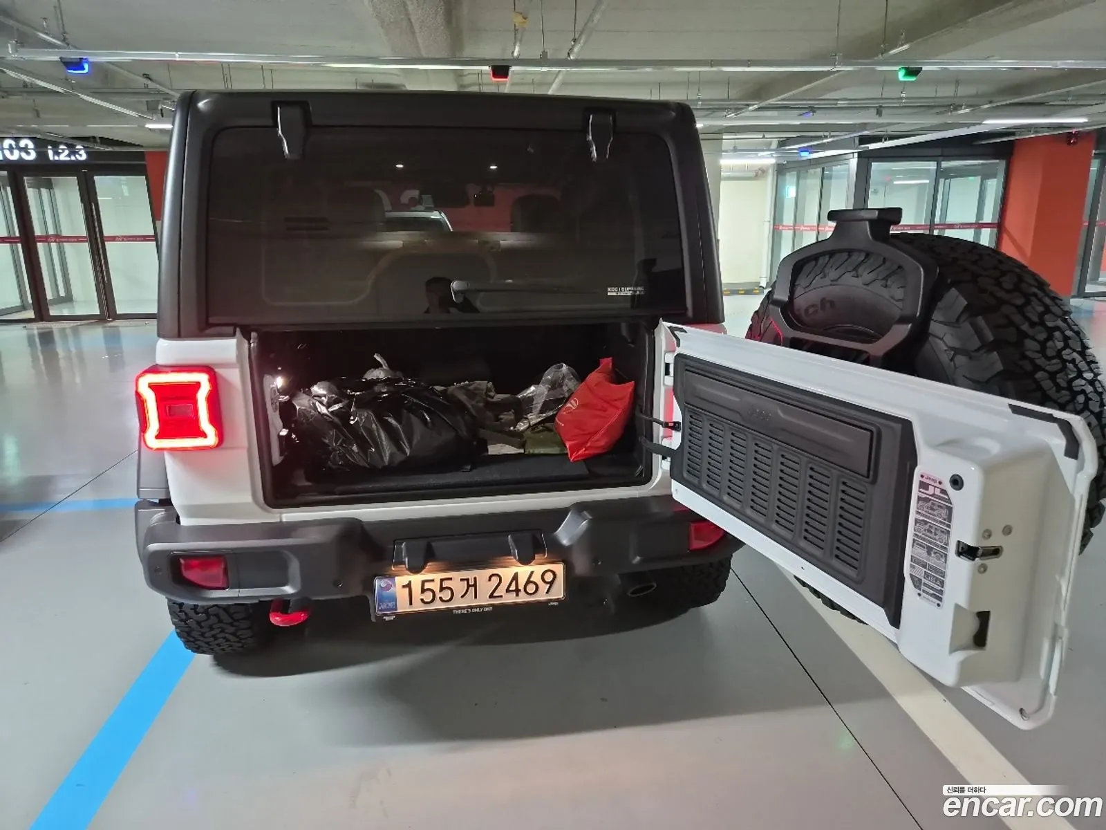 Jeep Wrangler 2025 — 7