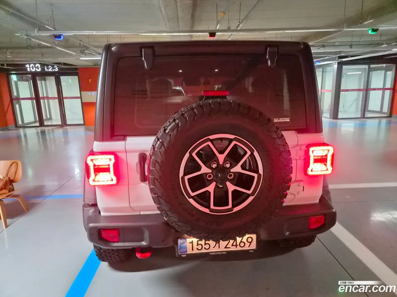 Jeep Wrangler 2025 — 13