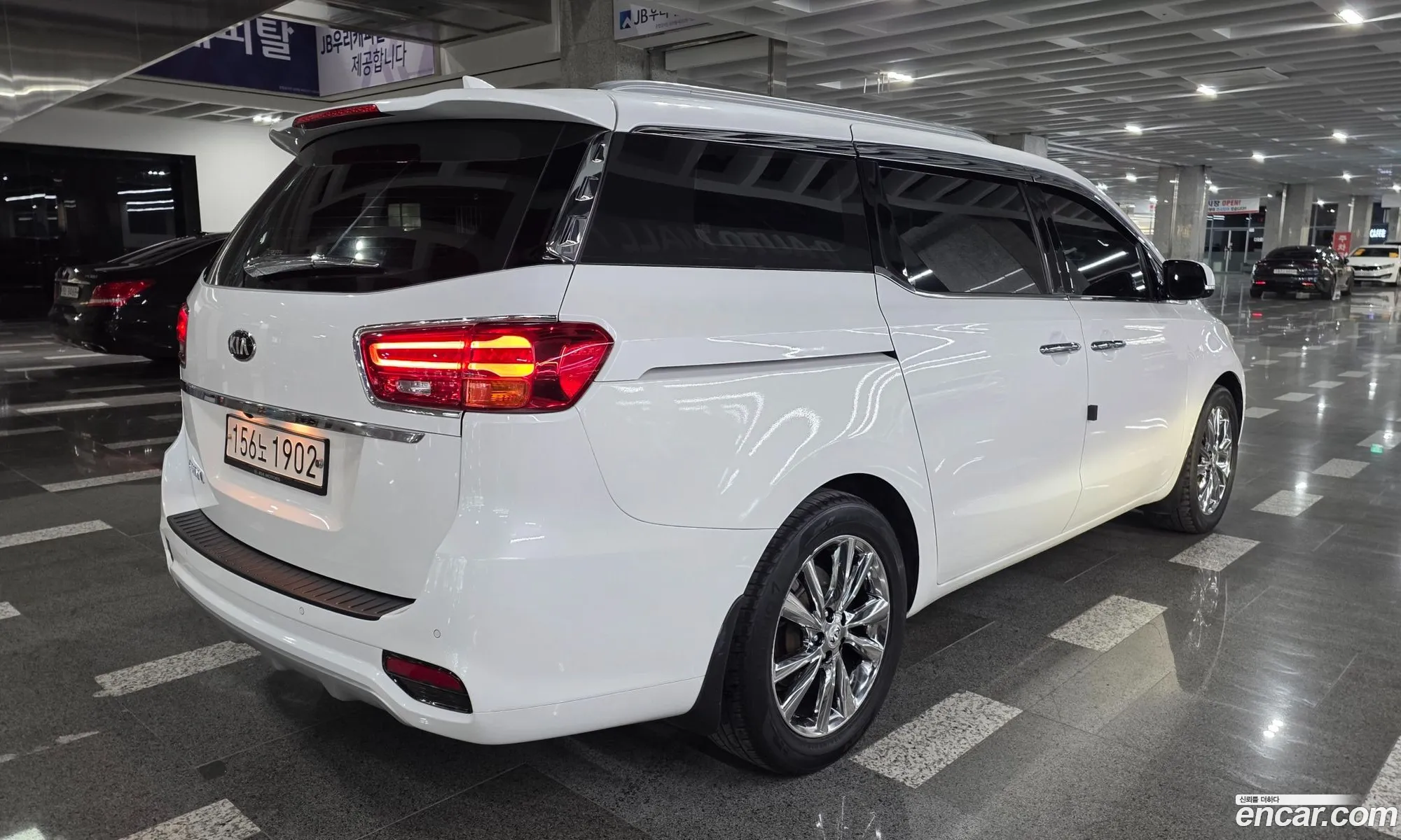 Kia Carnival 2020 — 2