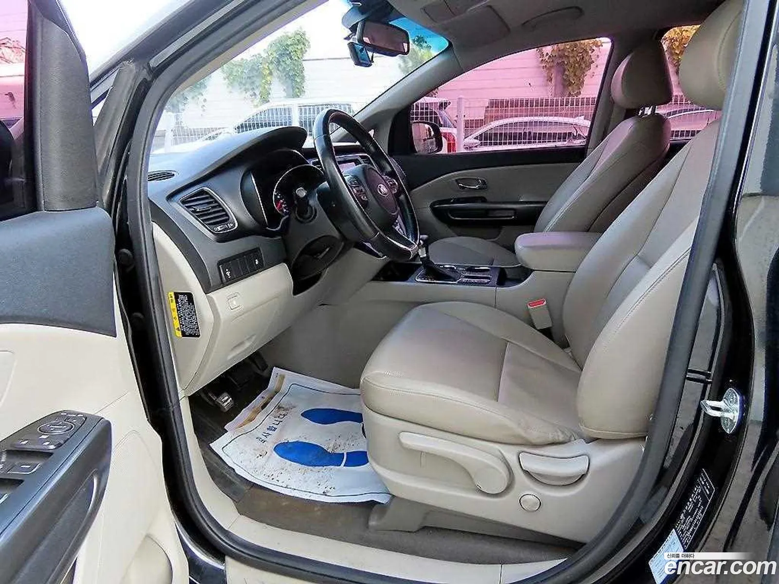 Kia Carnival 2019 — 6