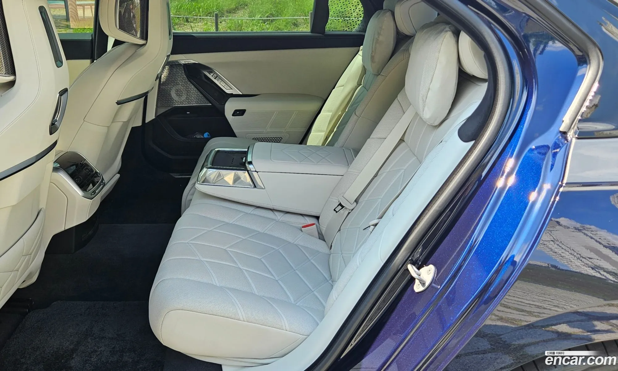 BMW 7 Series 2025 — 15