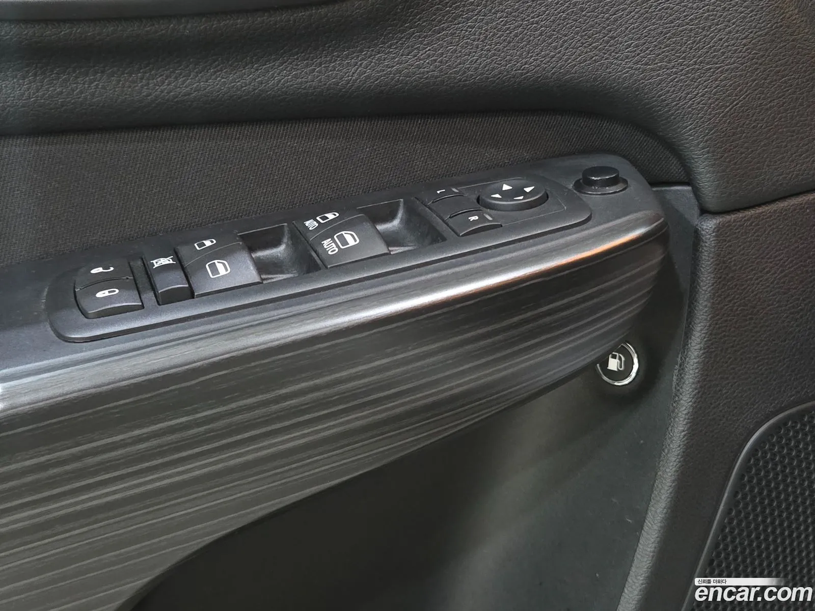 Jeep Cherokee 2016 — 16