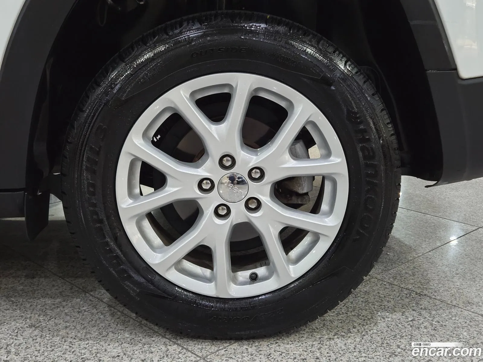 Jeep Cherokee 2016 — 8