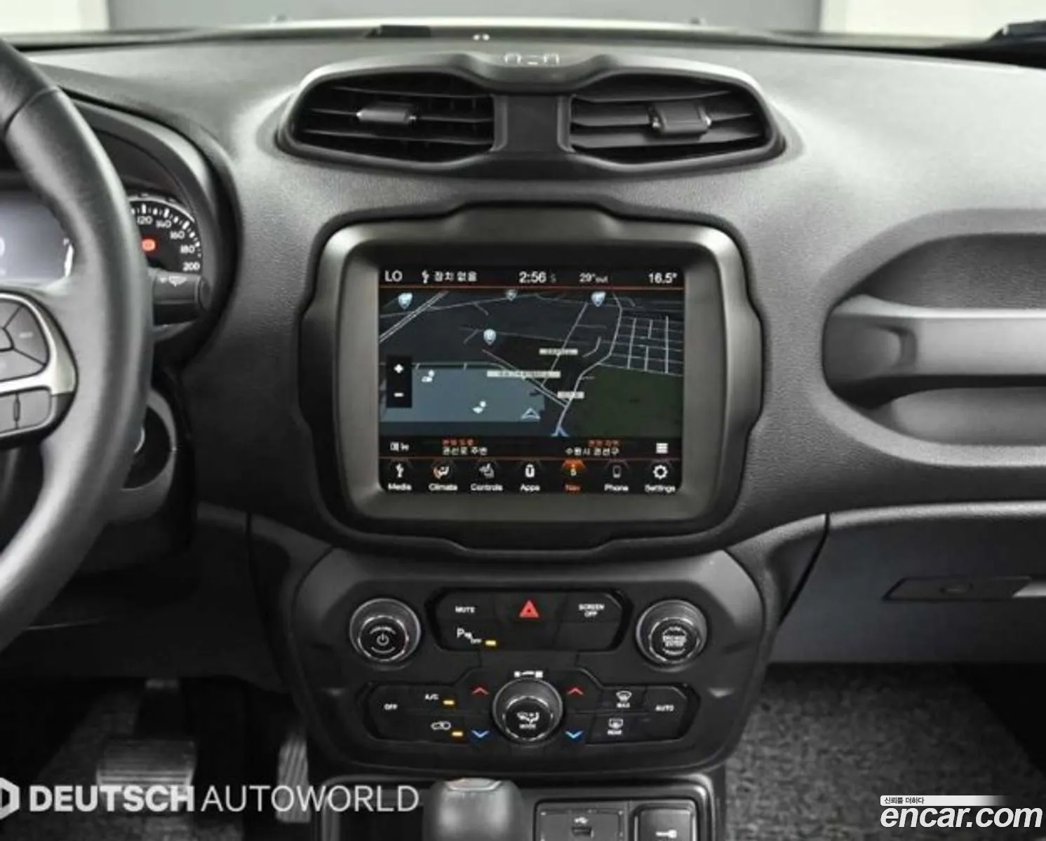 Jeep Renegade 2022 — 16