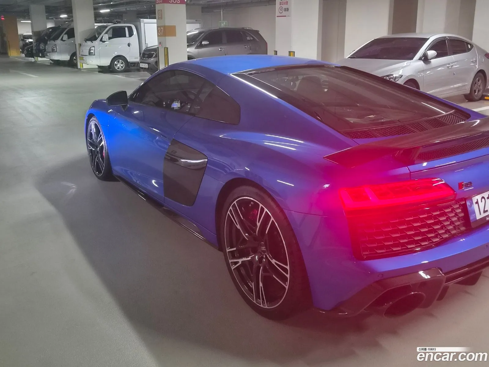 Audi R8 2021 — 18
