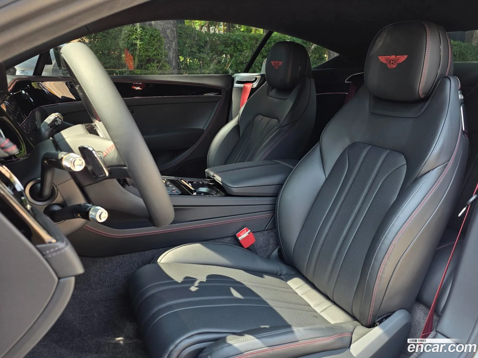 Bentley Continental GT 2026 — 9