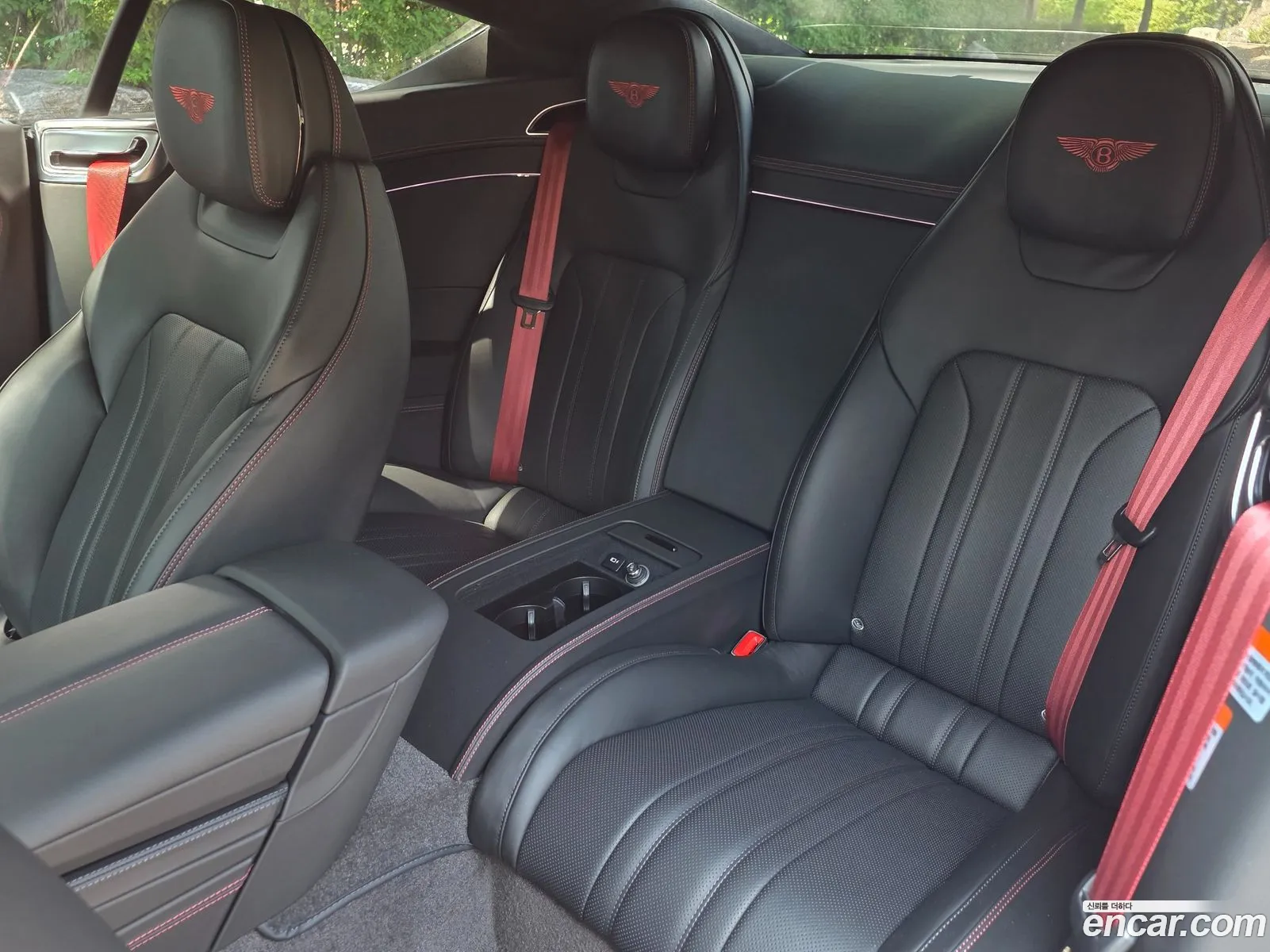 Bentley Continental GT 2026 — 13
