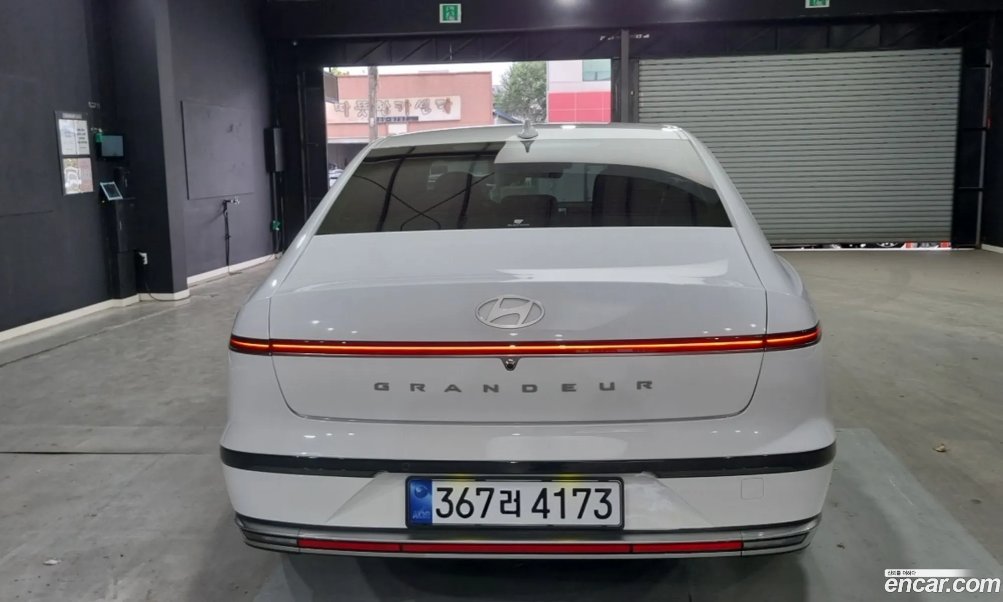Hyundai Grandeur 2023 — 2