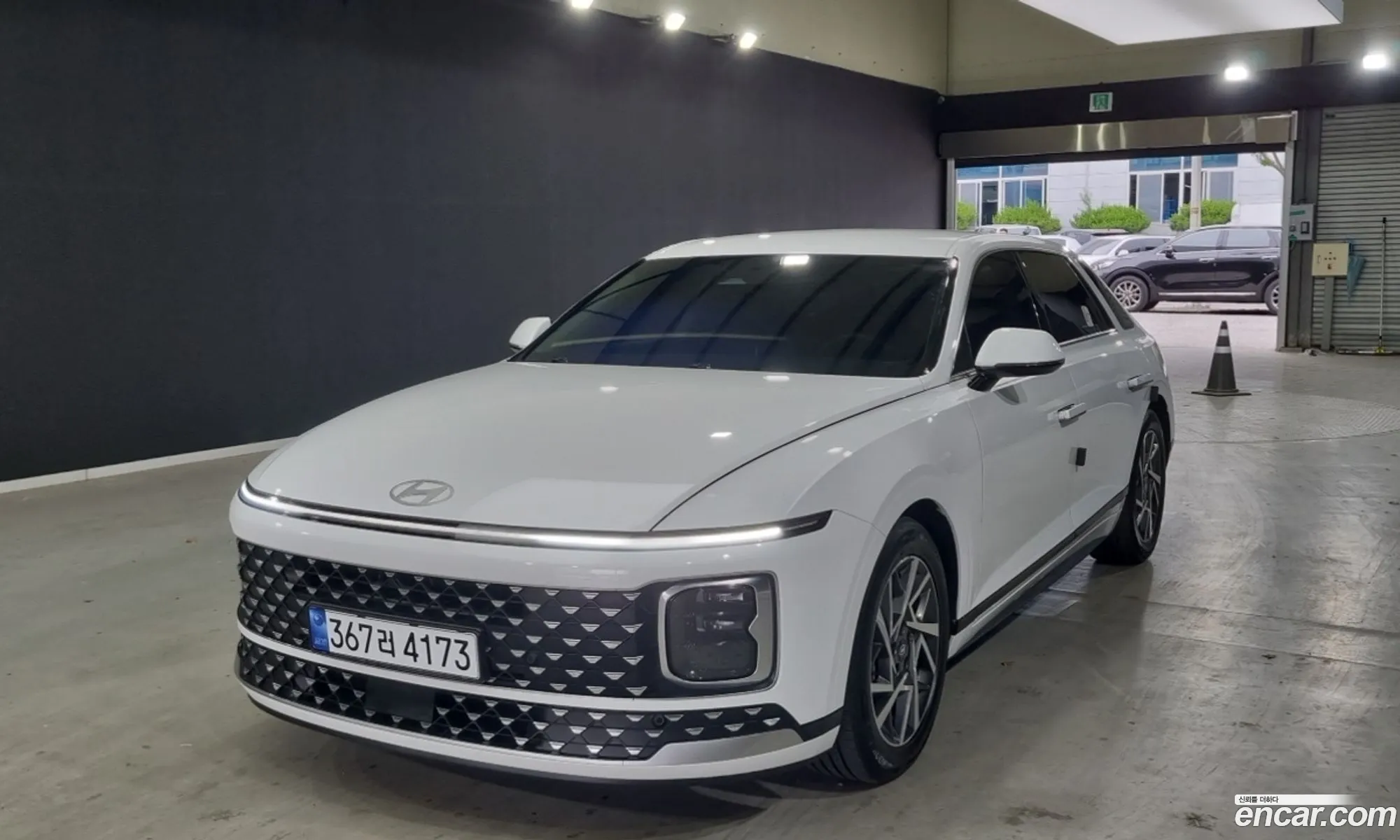 Hyundai Grandeur 2023 — 3