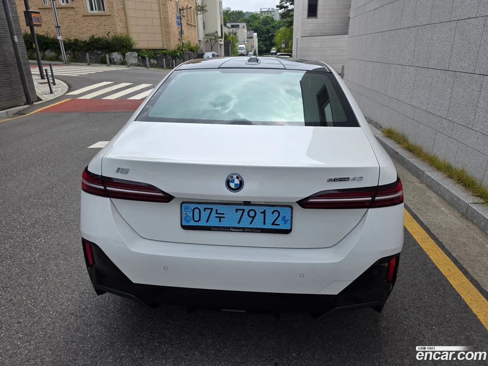 BMW i5 2023 — 8