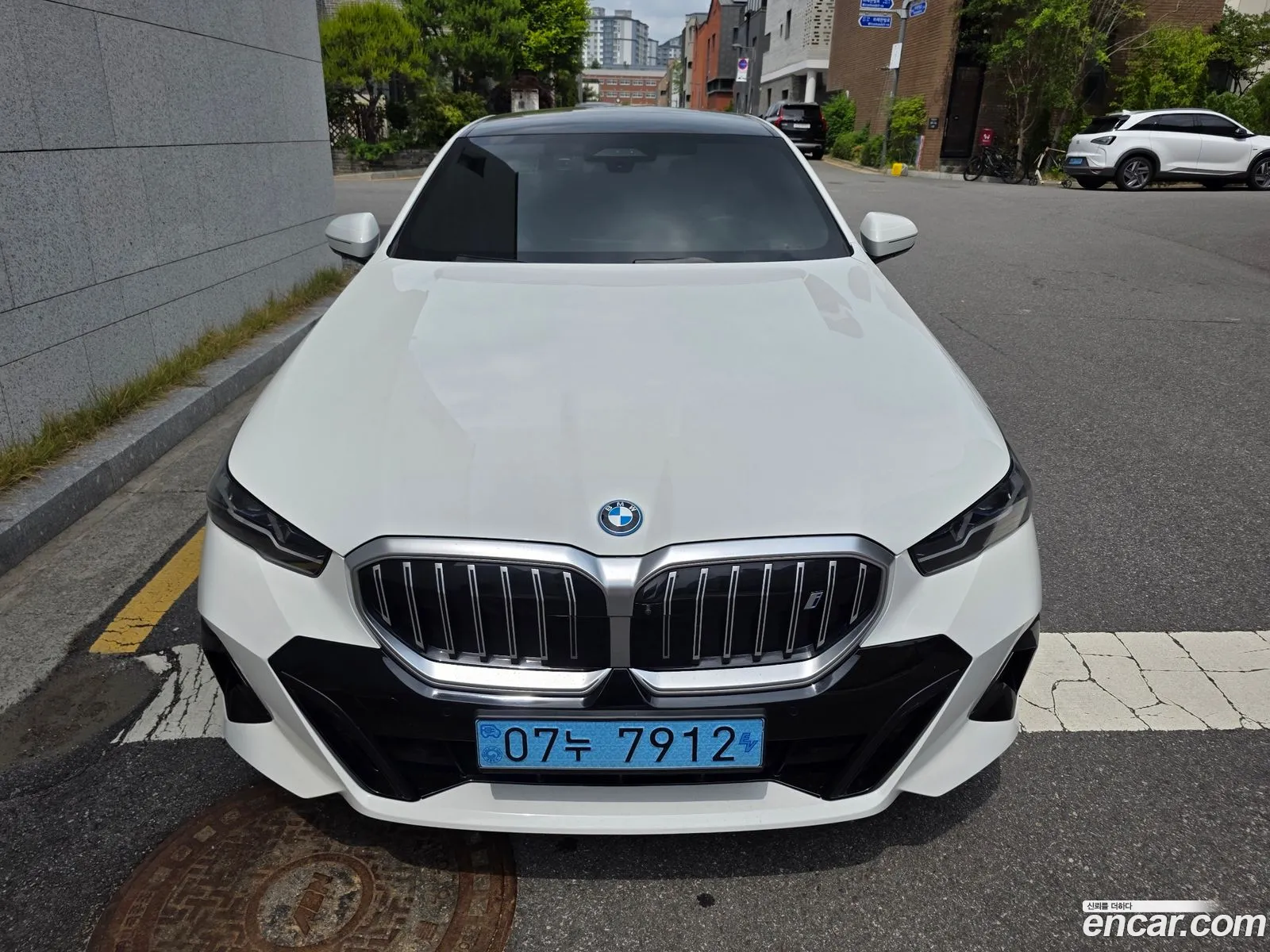 BMW i5 2023 — 13
