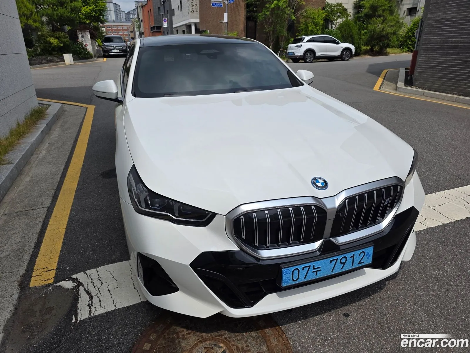 BMW i5 2023 — 19