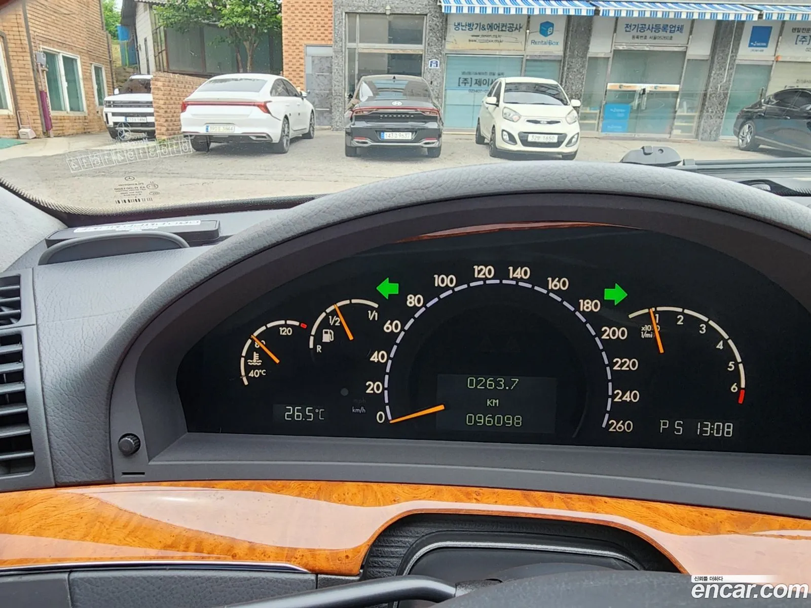 Mercedes-Benz S-Class 2004 — 19